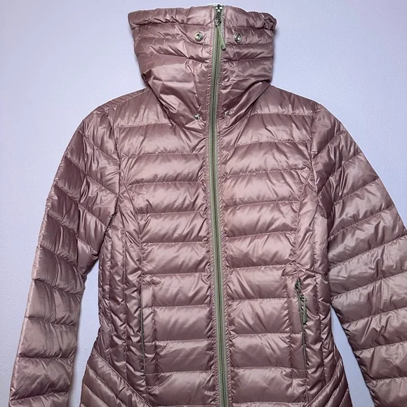 Kenneth Cole Women’s Mauve Pink Down Ruched Packable Jacket | M - Picture 7 of 8